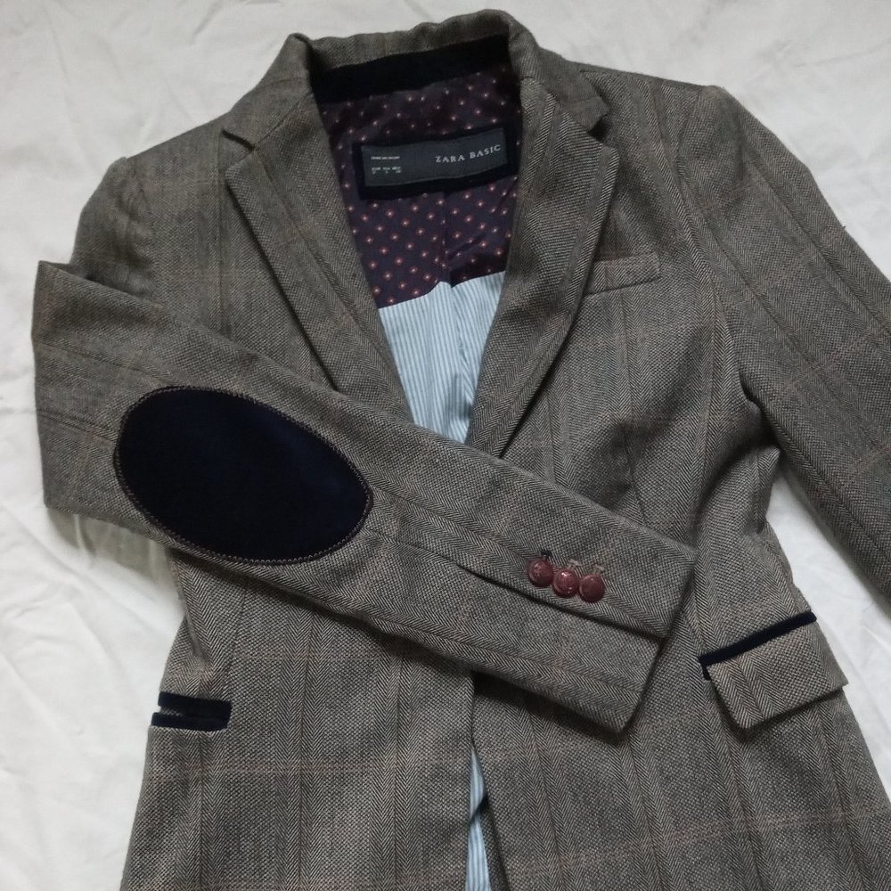 fitted ZARA blazer with elbow patches